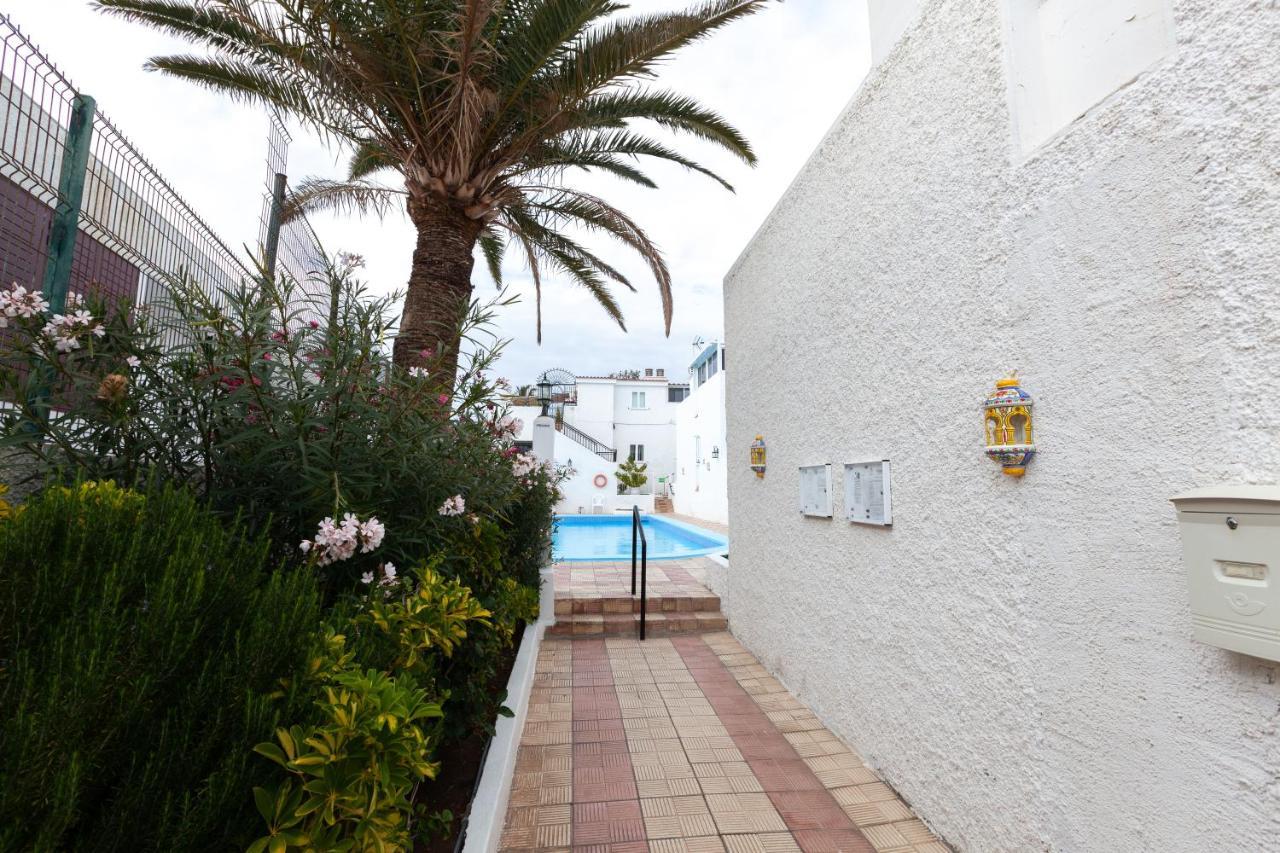 Apartamento En Primera Linea De Playa, Centrico, Tranquilo Playa de las Américas Eksteriør billede