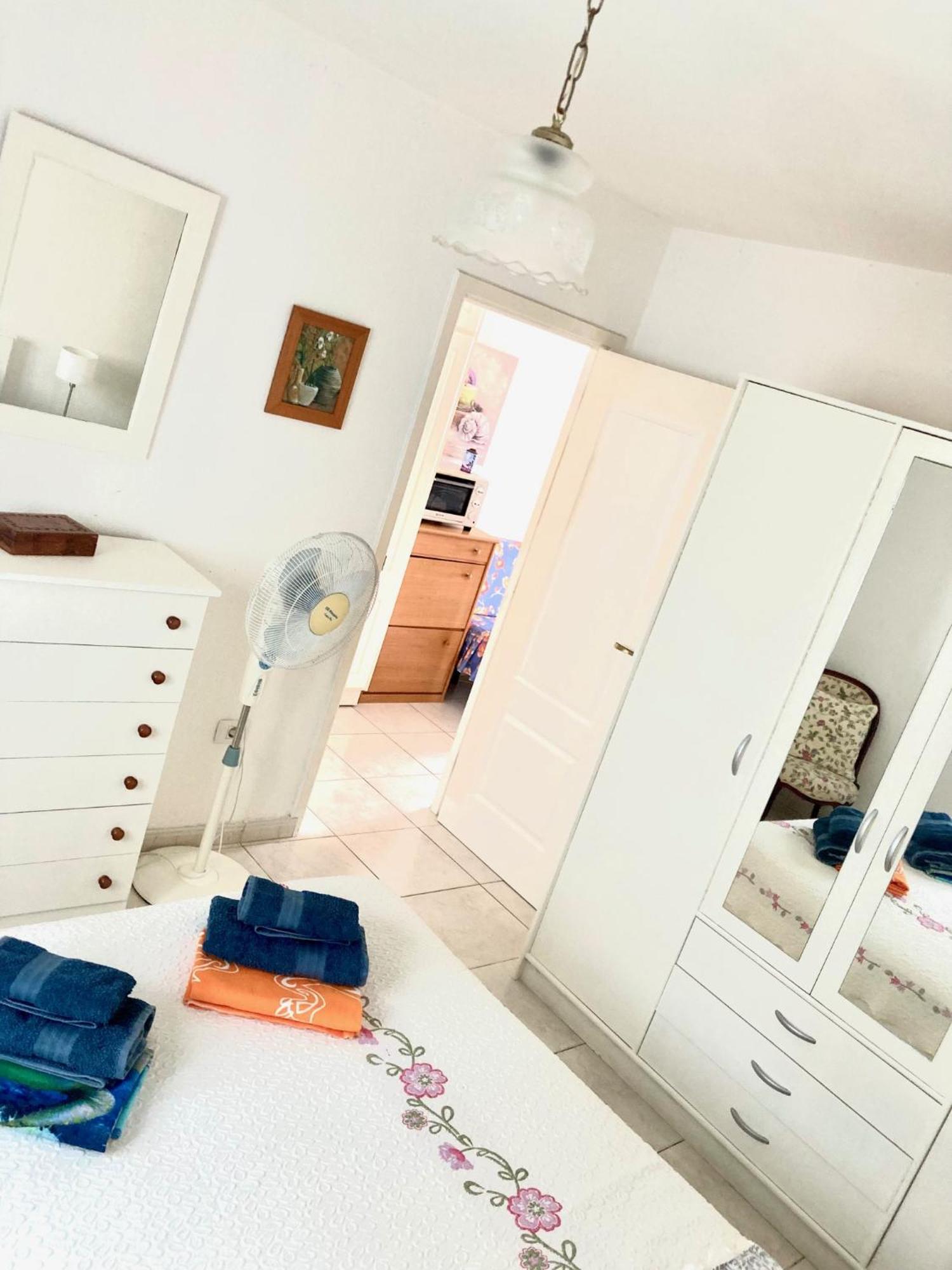 Apartamento En Primera Linea De Playa, Centrico, Tranquilo Playa de las Américas Eksteriør billede