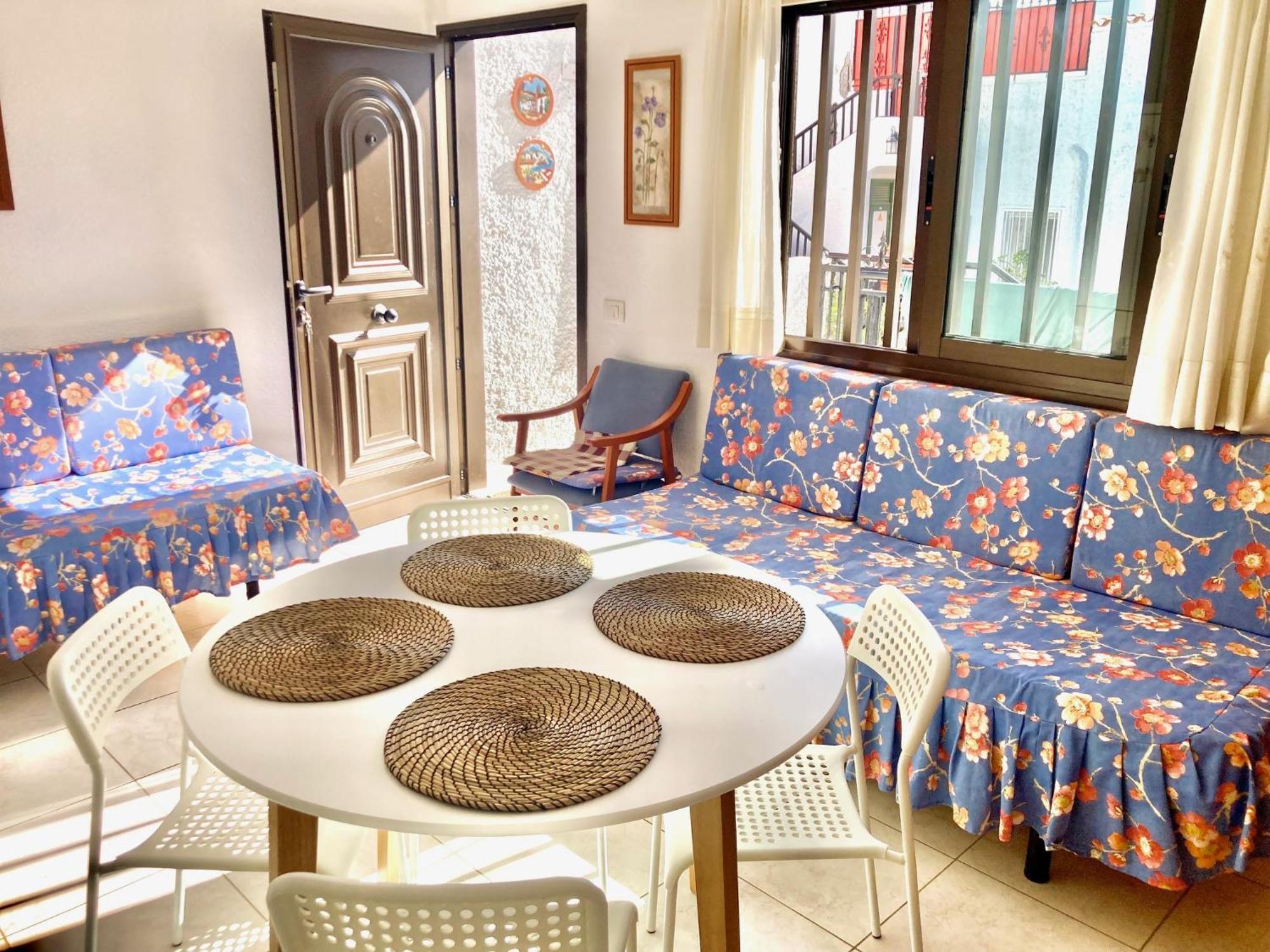 Apartamento En Primera Linea De Playa, Centrico, Tranquilo Playa de las Américas Eksteriør billede